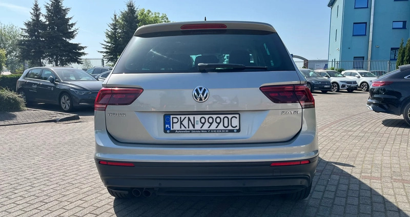 Volkswagen Tiguan cena 76900 przebieg: 182000, rok produkcji 2017 z Miechów małe 92